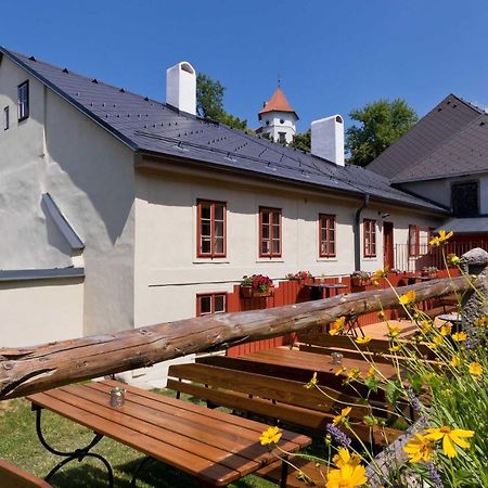 Mestansky Dum - Kulturni Pamatka Mlynska 119 Jindrichuv Hradec Bagian luar foto