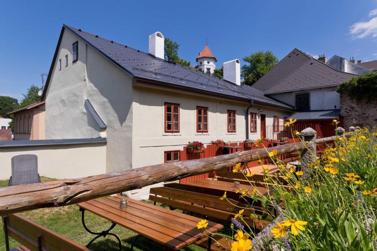 Mestansky Dum - Kulturni Pamatka Mlynska 119 Jindrichuv Hradec Bagian luar foto